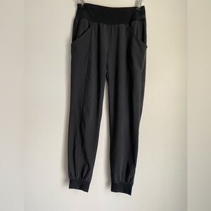 The North Face women’s jogger pants small Flashdry Outdoor Hike Camp Lightweight